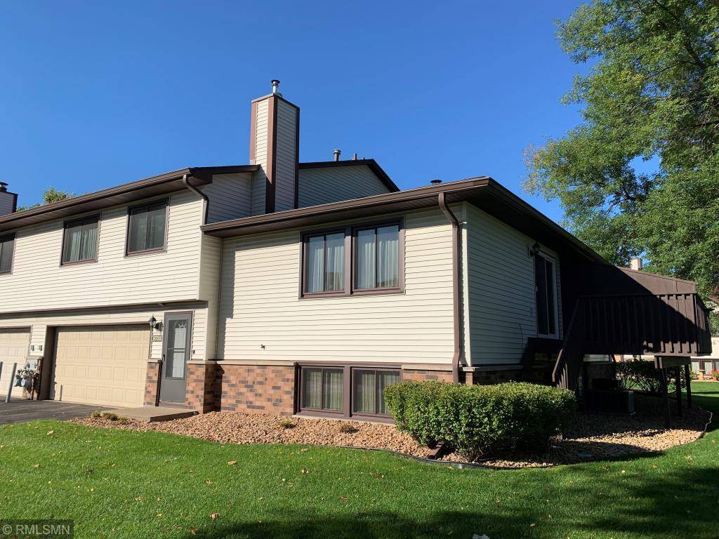 Brooklyn Park, MN 55445,8733 N Maplebrook CIR