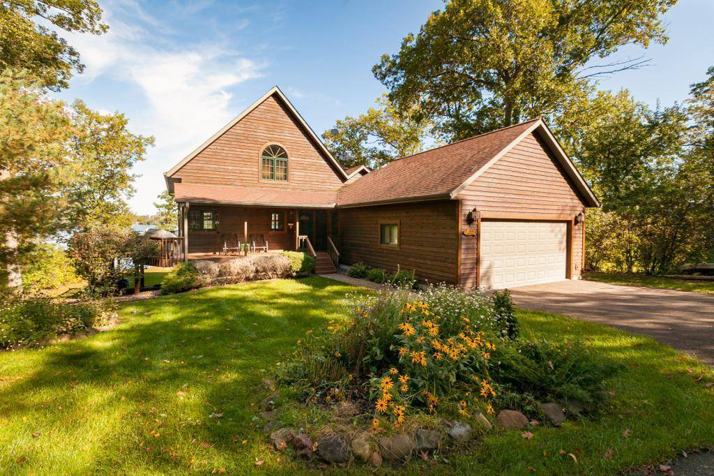 Saint Croix Falls, WI 54024,1723 S Deer Lake CIR