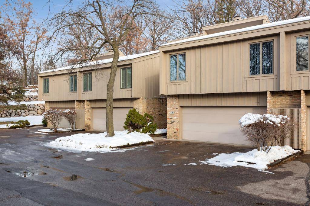 Edina, MN 55436,5709 Duncan LN