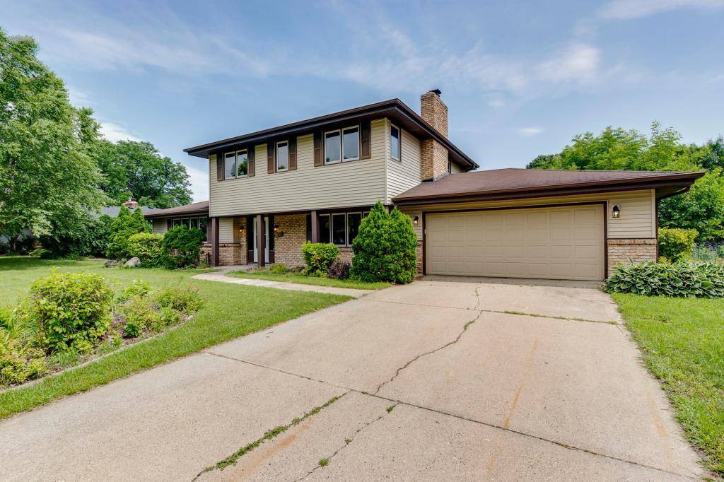 Bloomington, MN 55437,9633 Toledo RD