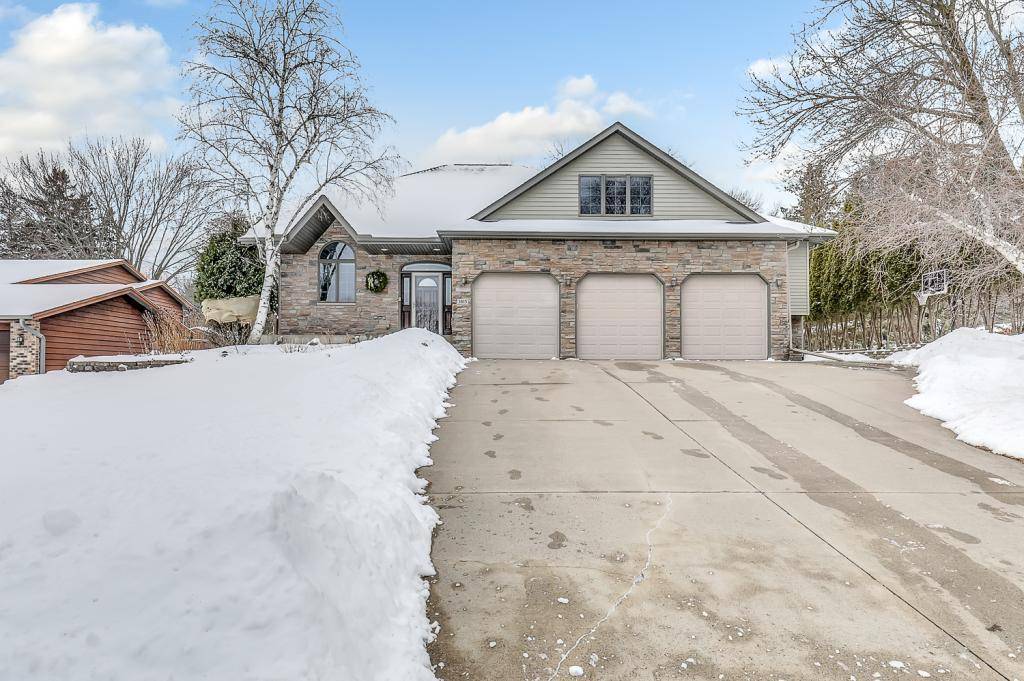 Vadnais Heights, MN 55127,3815 Tessier TRL