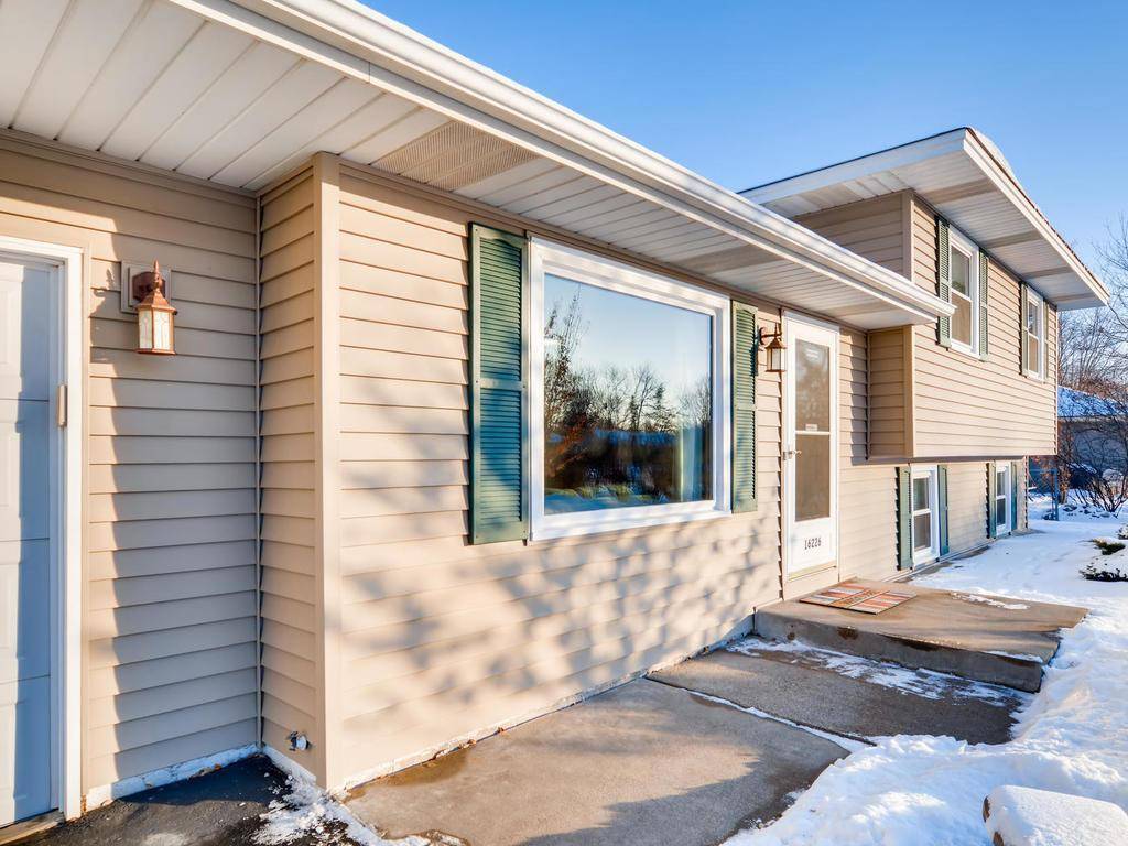 Lakeville, MN 55068,16226 Flagstaff AVE W