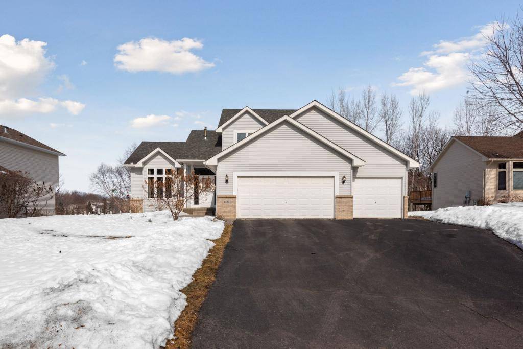 Delano, MN 55328,1424 Woods Creek DR