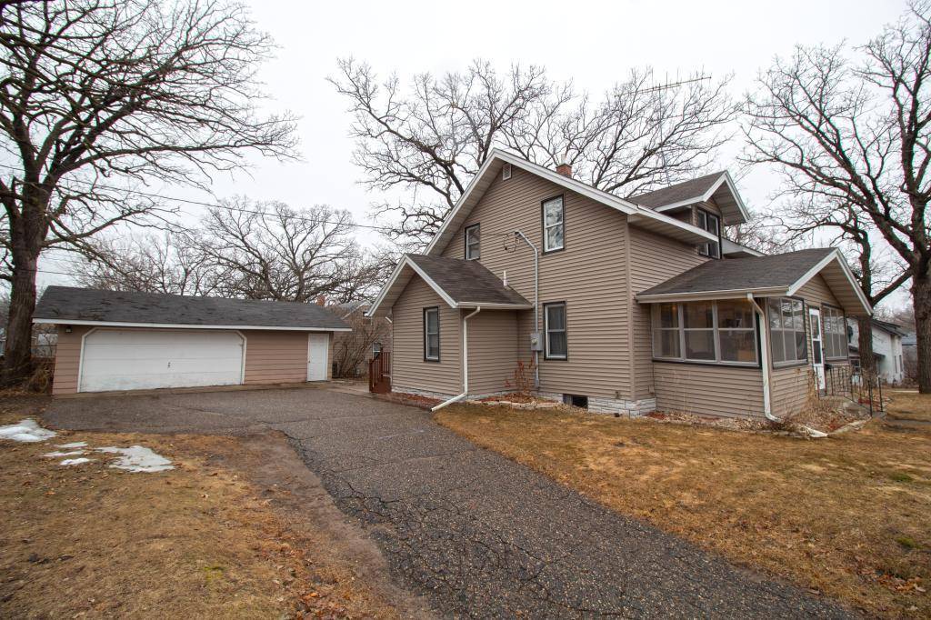 Saint Cloud, MN 56304,445 5th ST NE