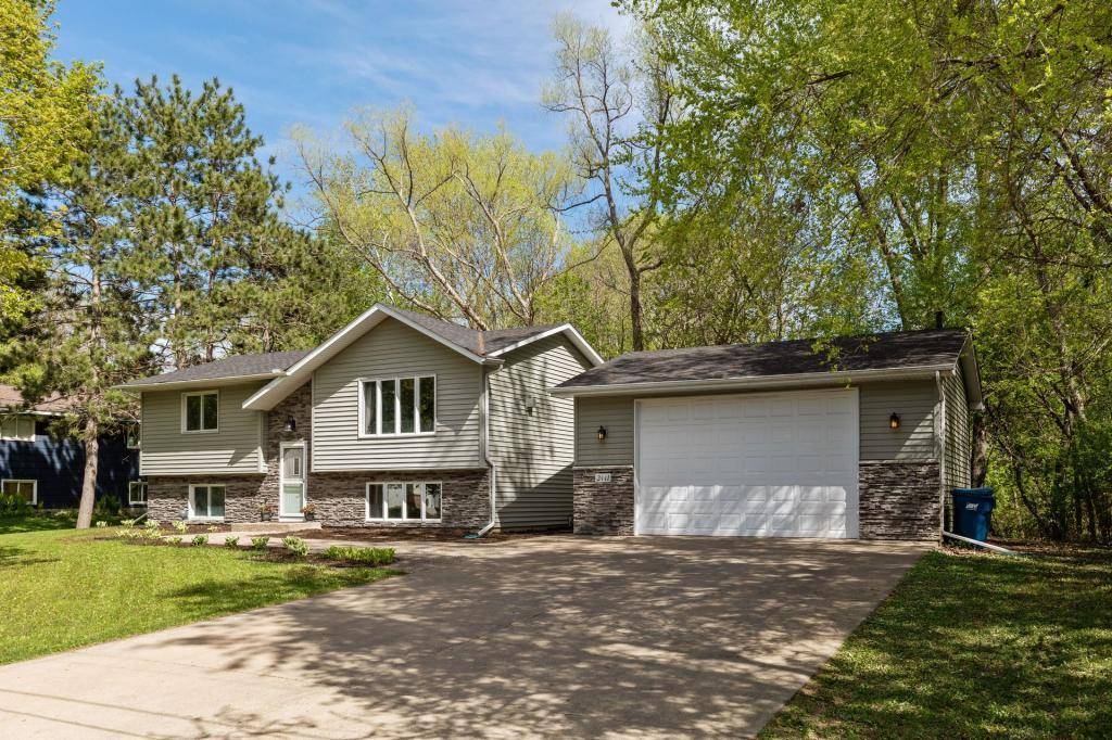 White Bear Twp, MN 55110,2441 4th ST