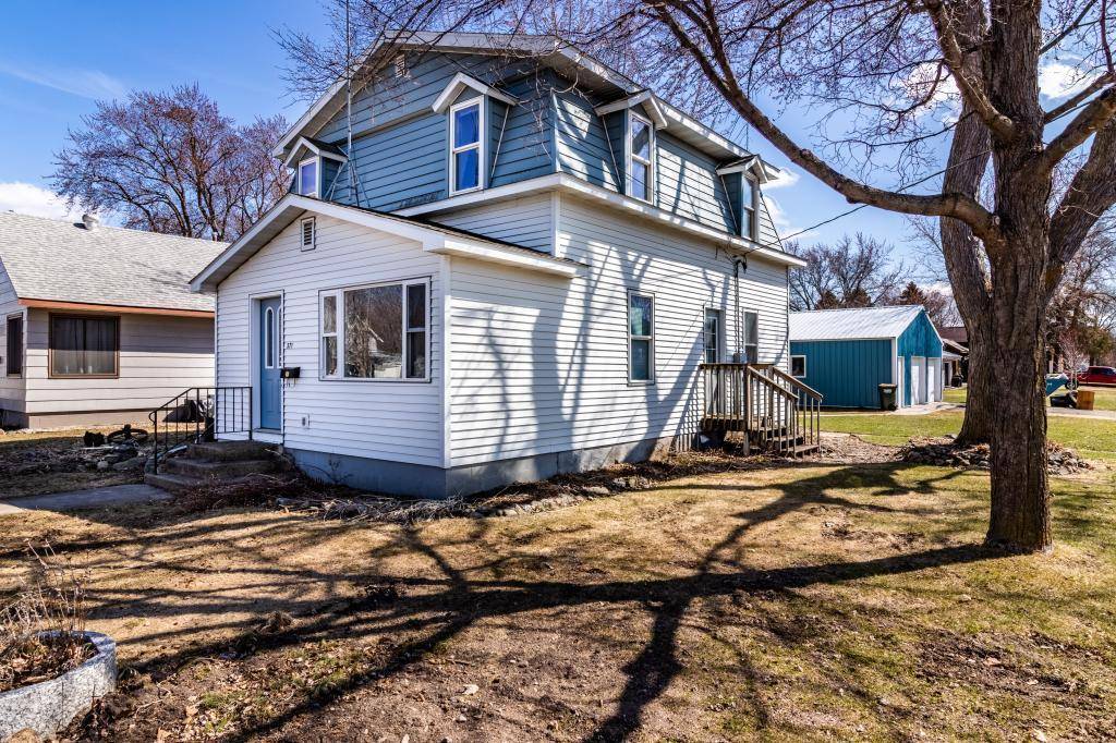 Paynesville, MN 56362,371 W Mill ST