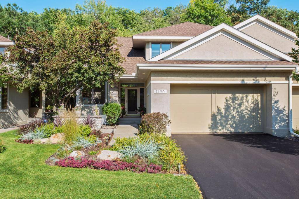 Golden Valley, MN 55422,1490 Waterford DR