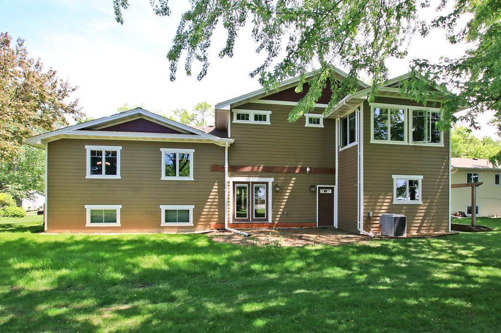 Hutchinson, MN 55350,516 Kay ST SW