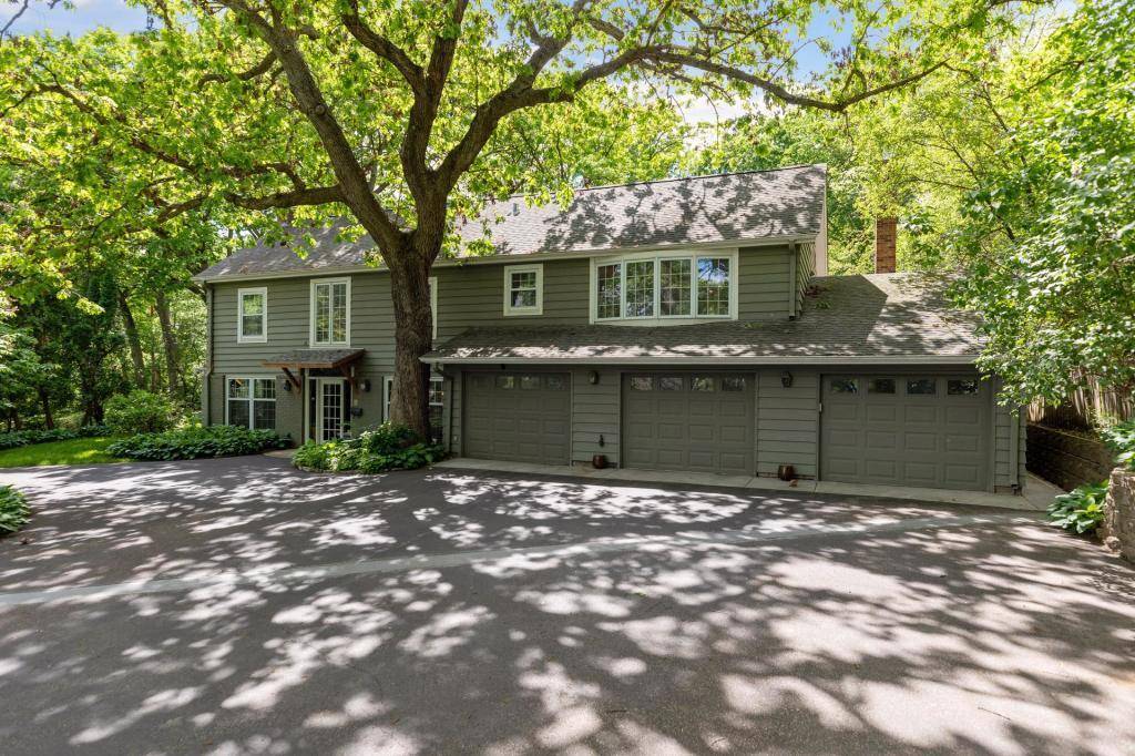 Edina, MN 55436,5904 Bernard PL