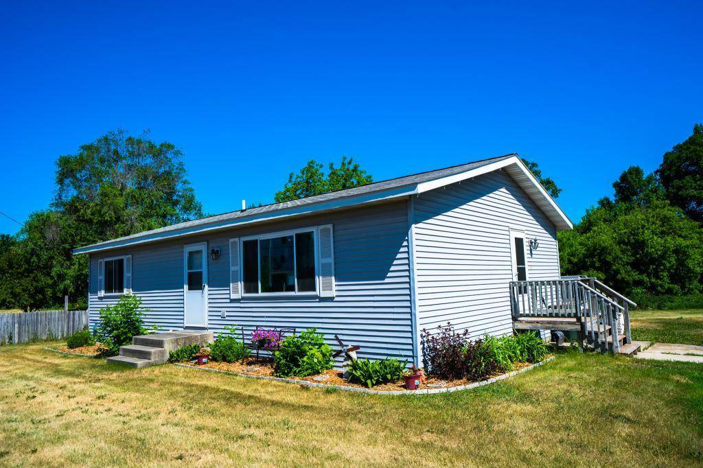 Paynesville, MN 56362,101 Minnie ST