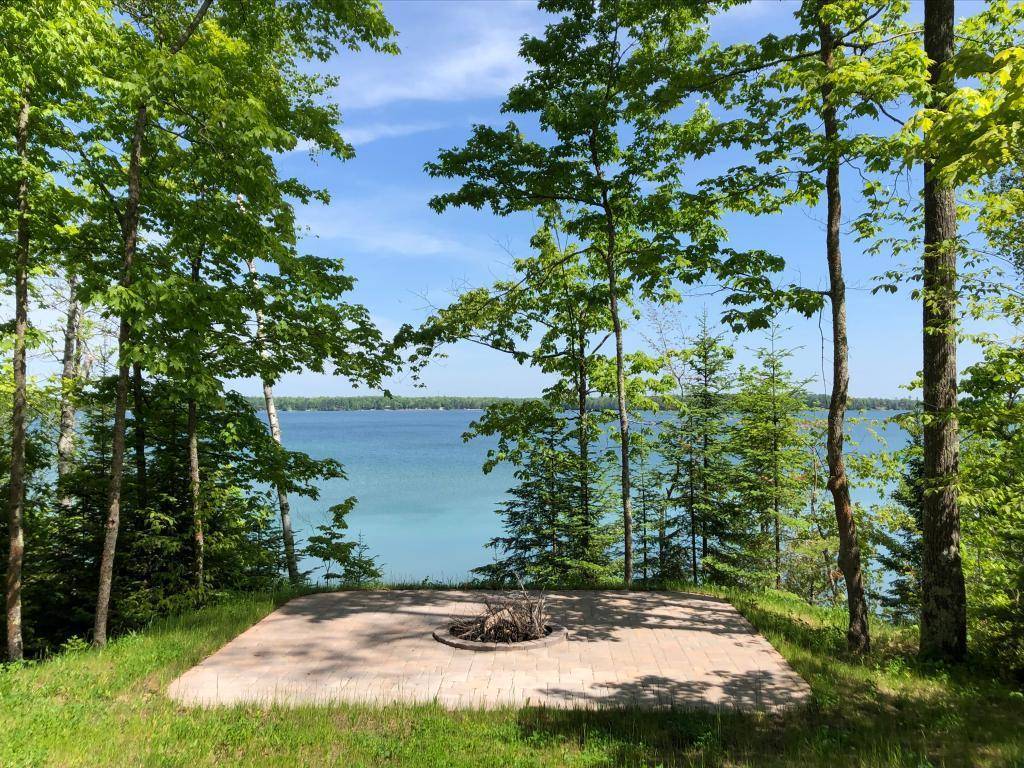 Cohasset, MN 55721,38374 Siseebakwet Shores Road