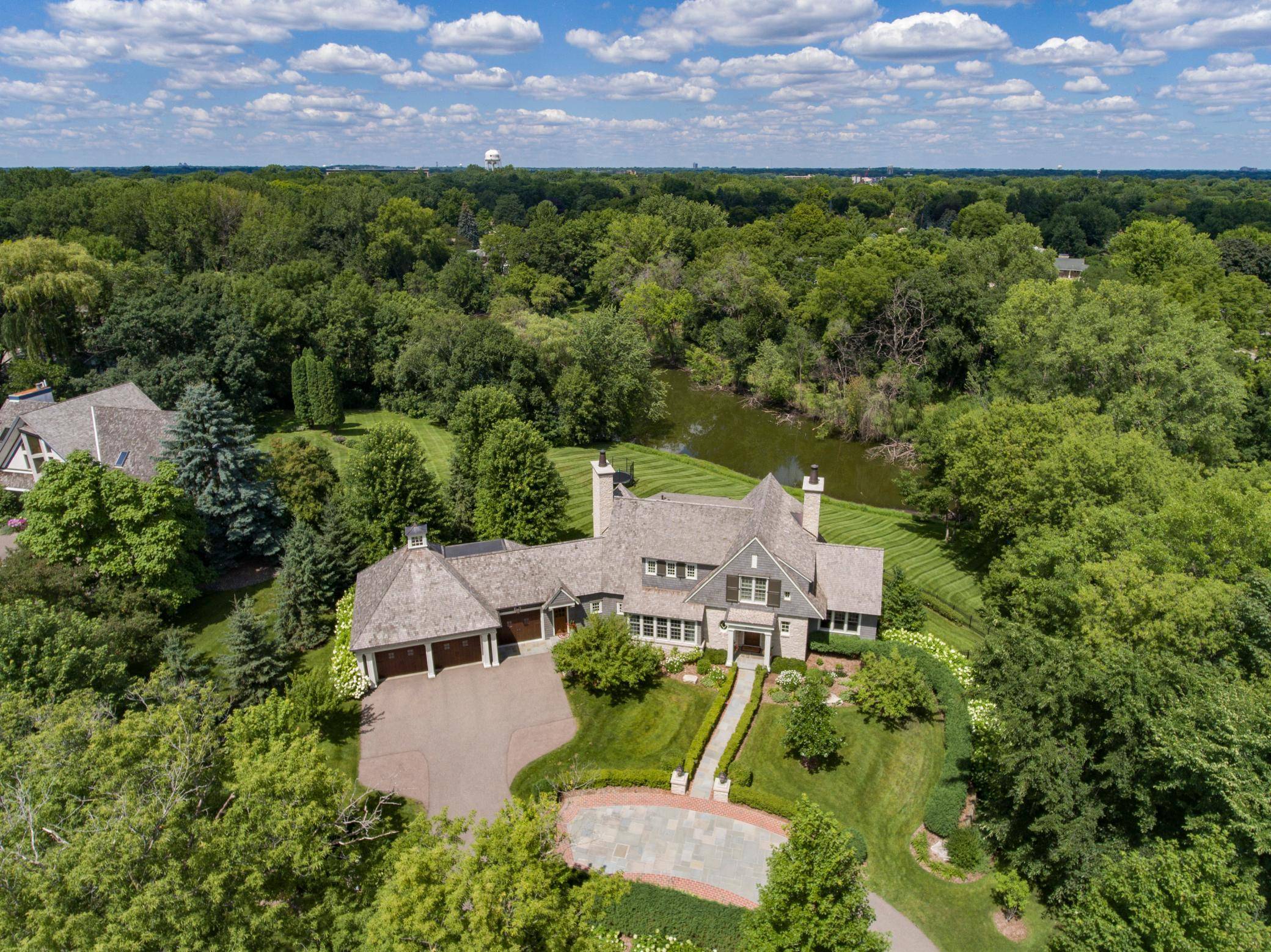 Edina, MN 55436,6400 Interlachen BLVD