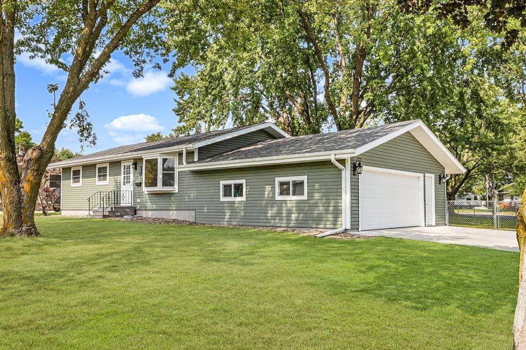 Stewartville, MN 55976,507 7th ST NE