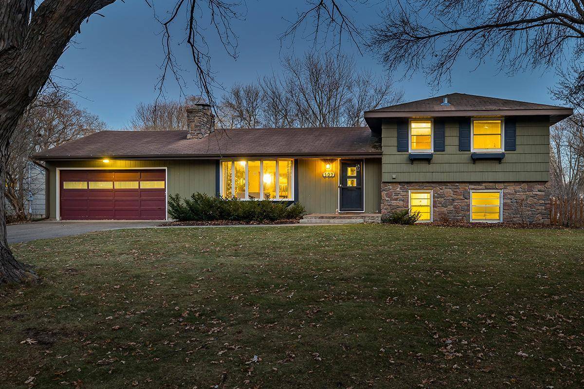 Edina, MN 55343,309 Griffit ST