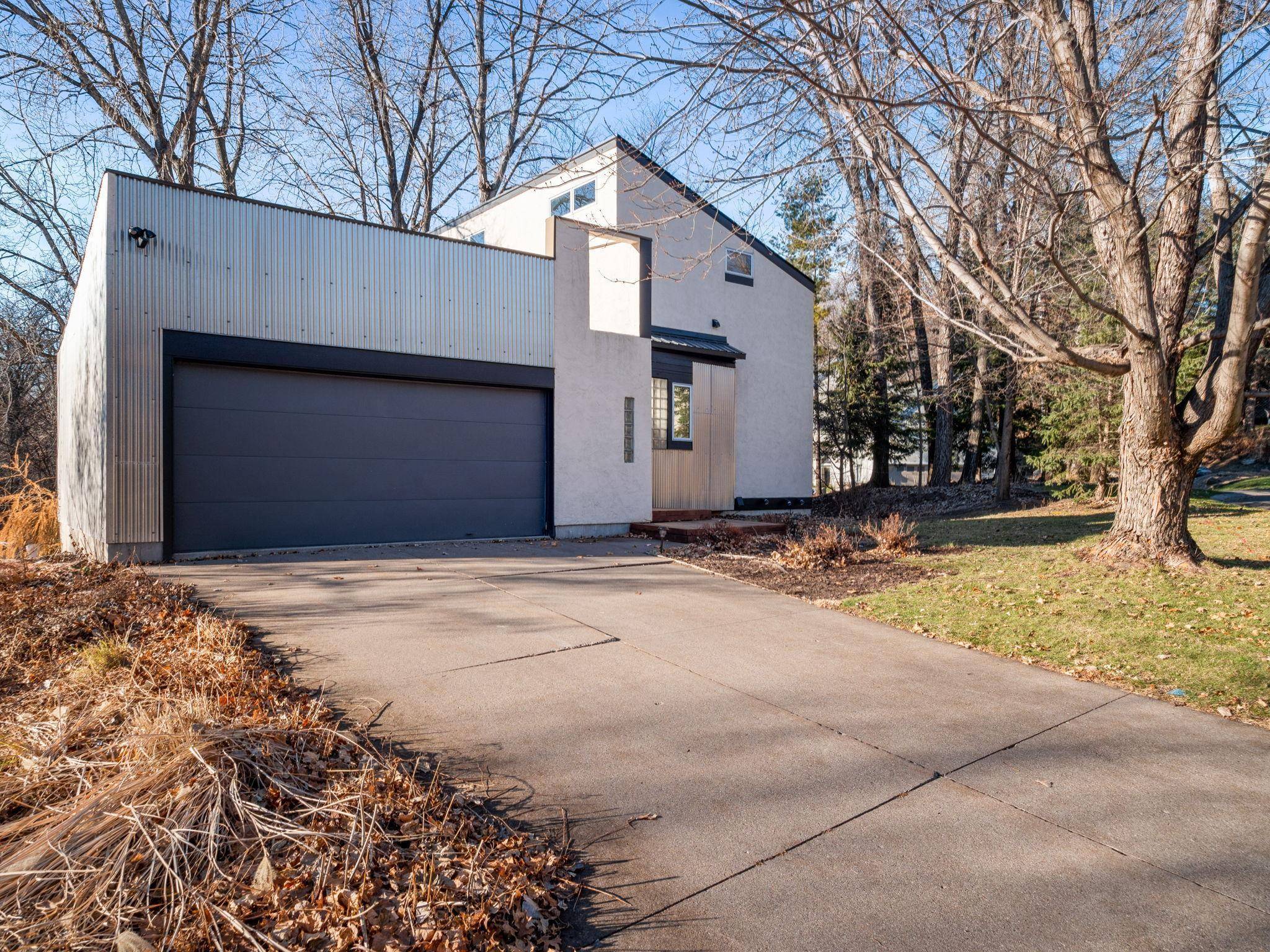 Inver Grove Heights, MN 55076,7639 Blackwell CT