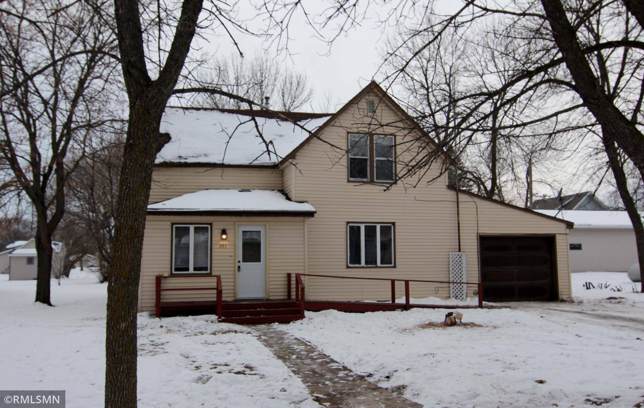 Brooten, MN 56316,331 Pleasant AVE S