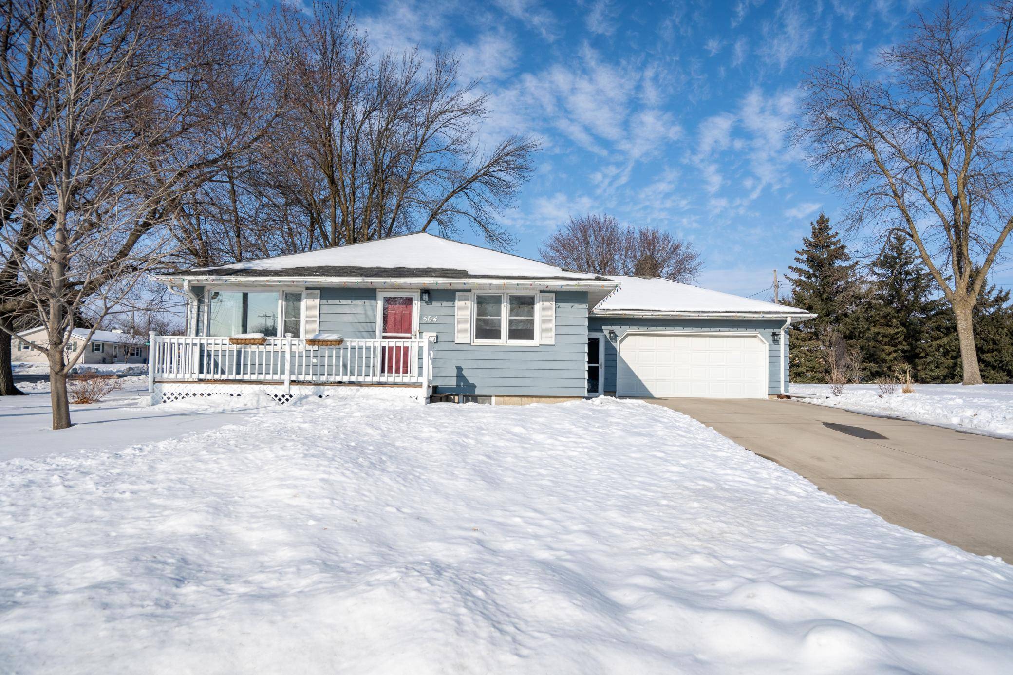 Owatonna, MN 55060,504 NE 12th ST NE