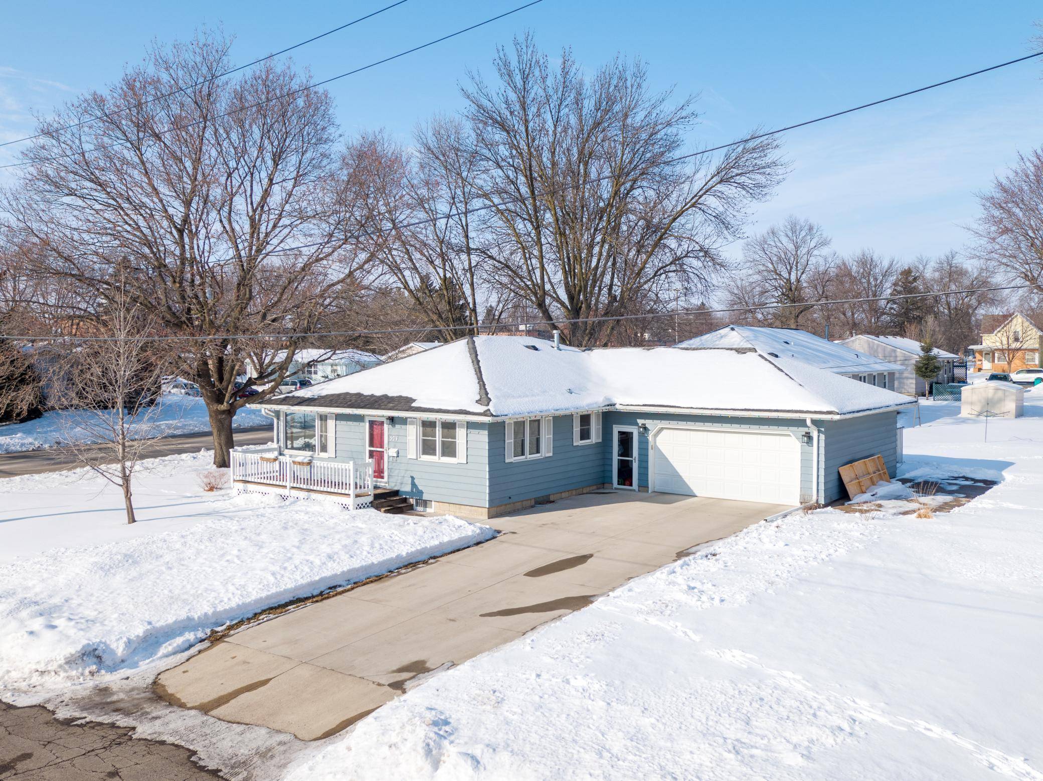 Owatonna, MN 55060,504 NE 12th ST NE