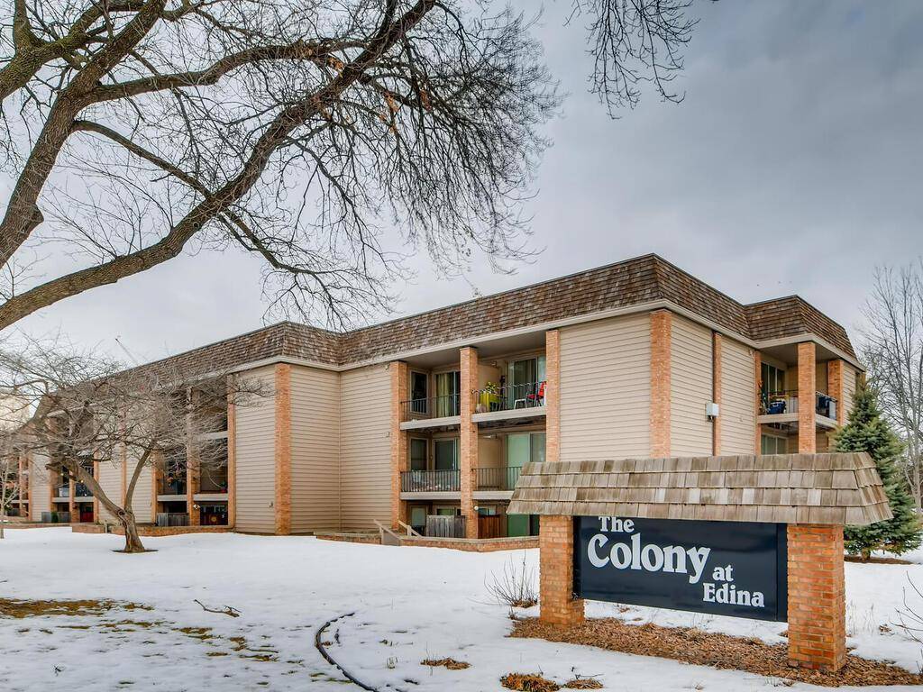 Edina, MN 55435,6423 Colony WAY #3H