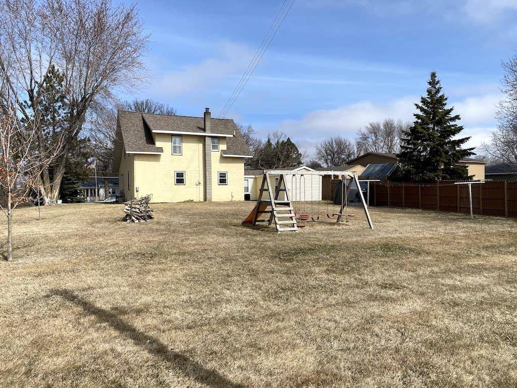 Paynesville, MN 56362,1221 Minnesota ST