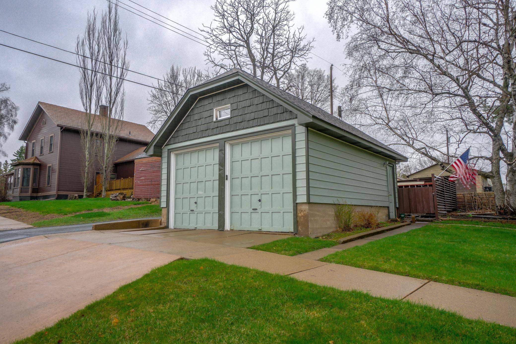 Glenwood City, WI 54013,204 Maple ST