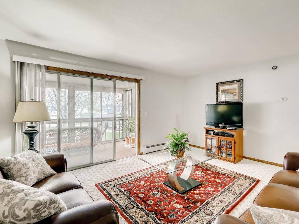 Edina, MN 55435,6305 York AVE S #204