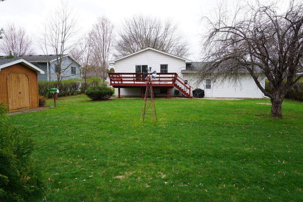 Faribault, MN 55021,7 Mitchell DR