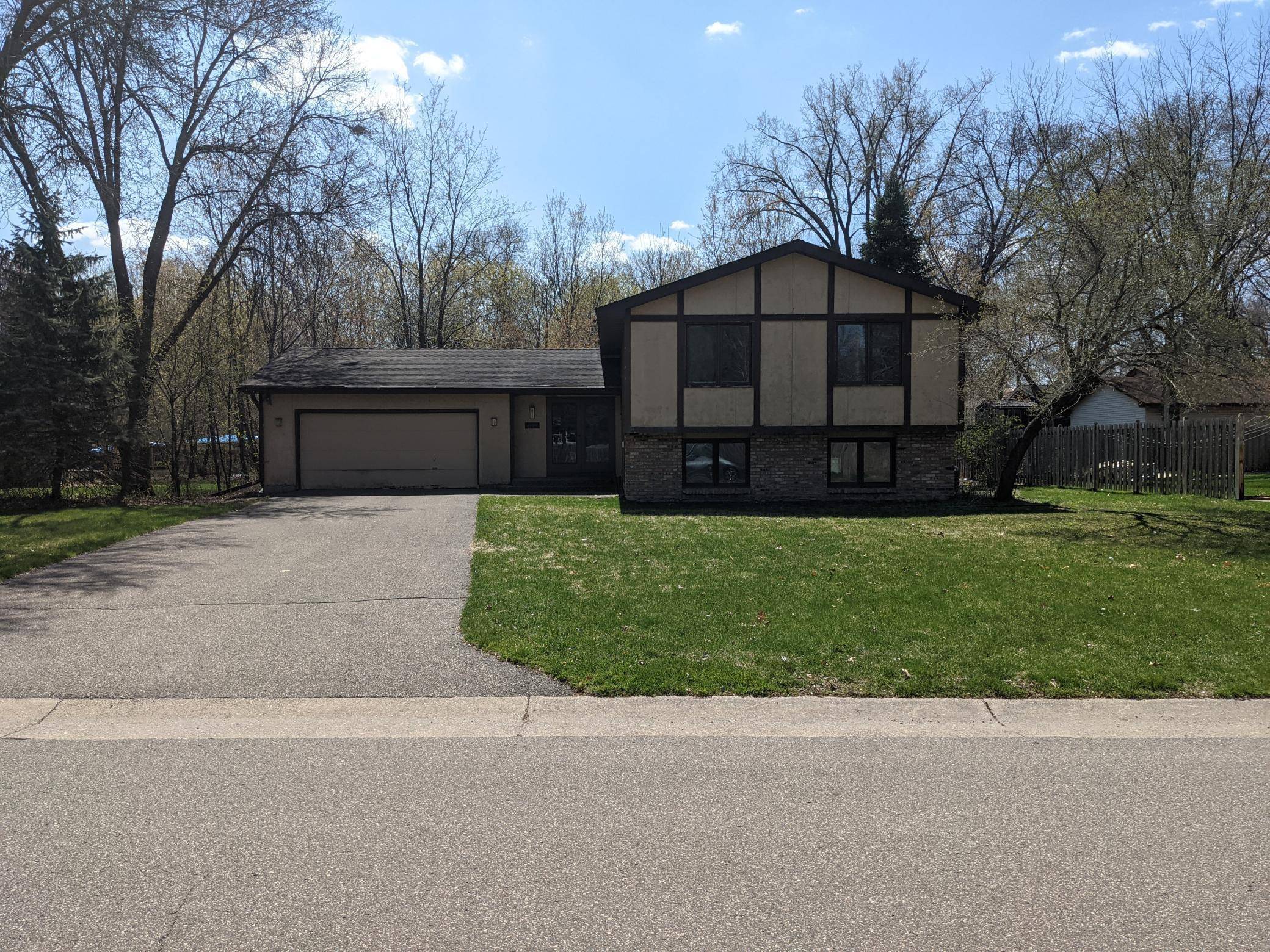 Brooklyn Park, MN 55443,4109 79th LN N