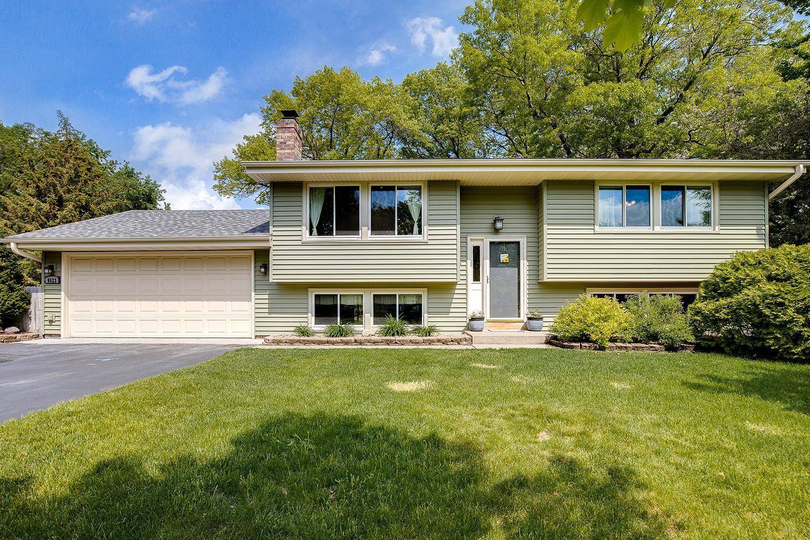 Circle Pines, MN 55014,8623 Brant ST NE