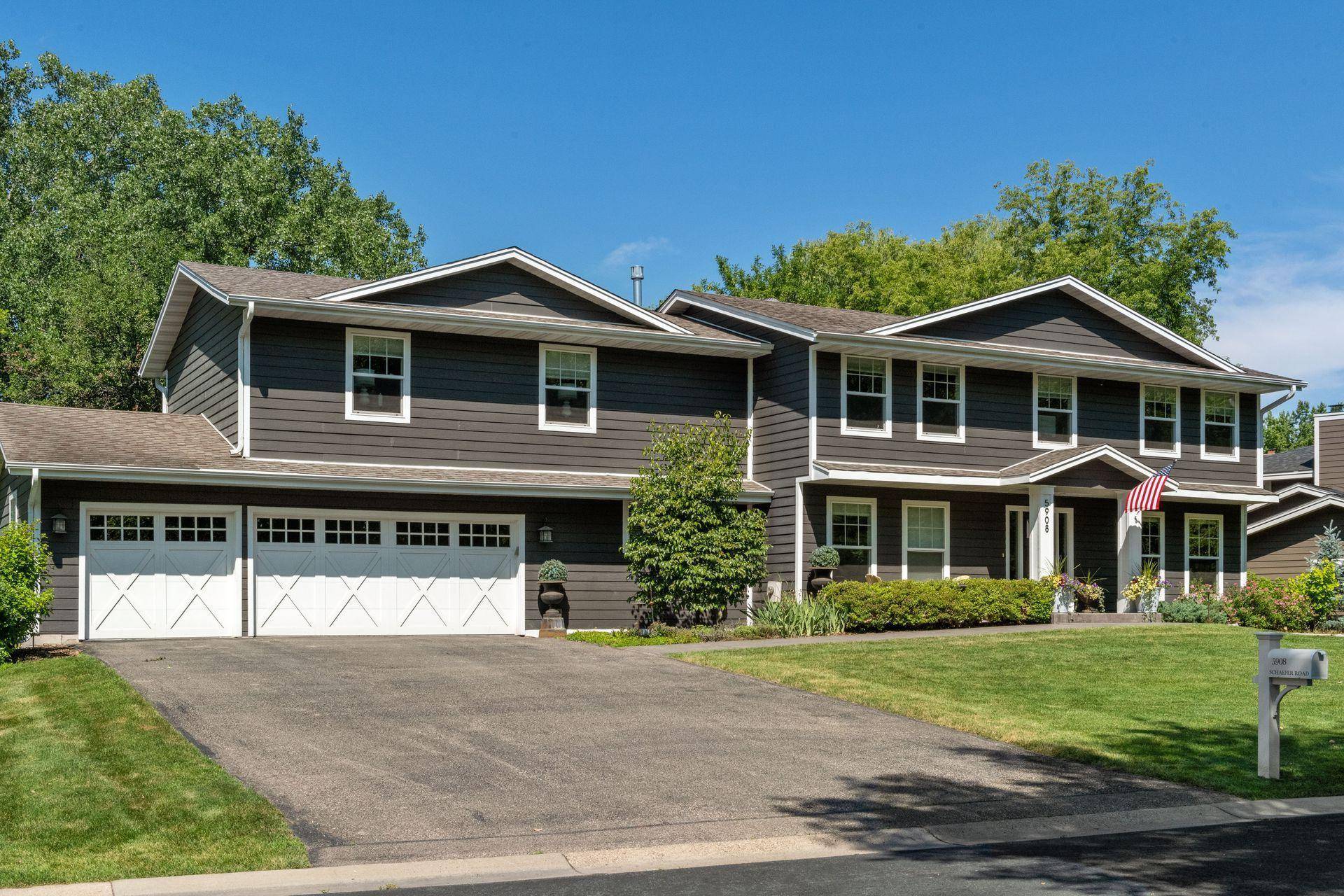 Edina, MN 55436,5908 Schaefer RD