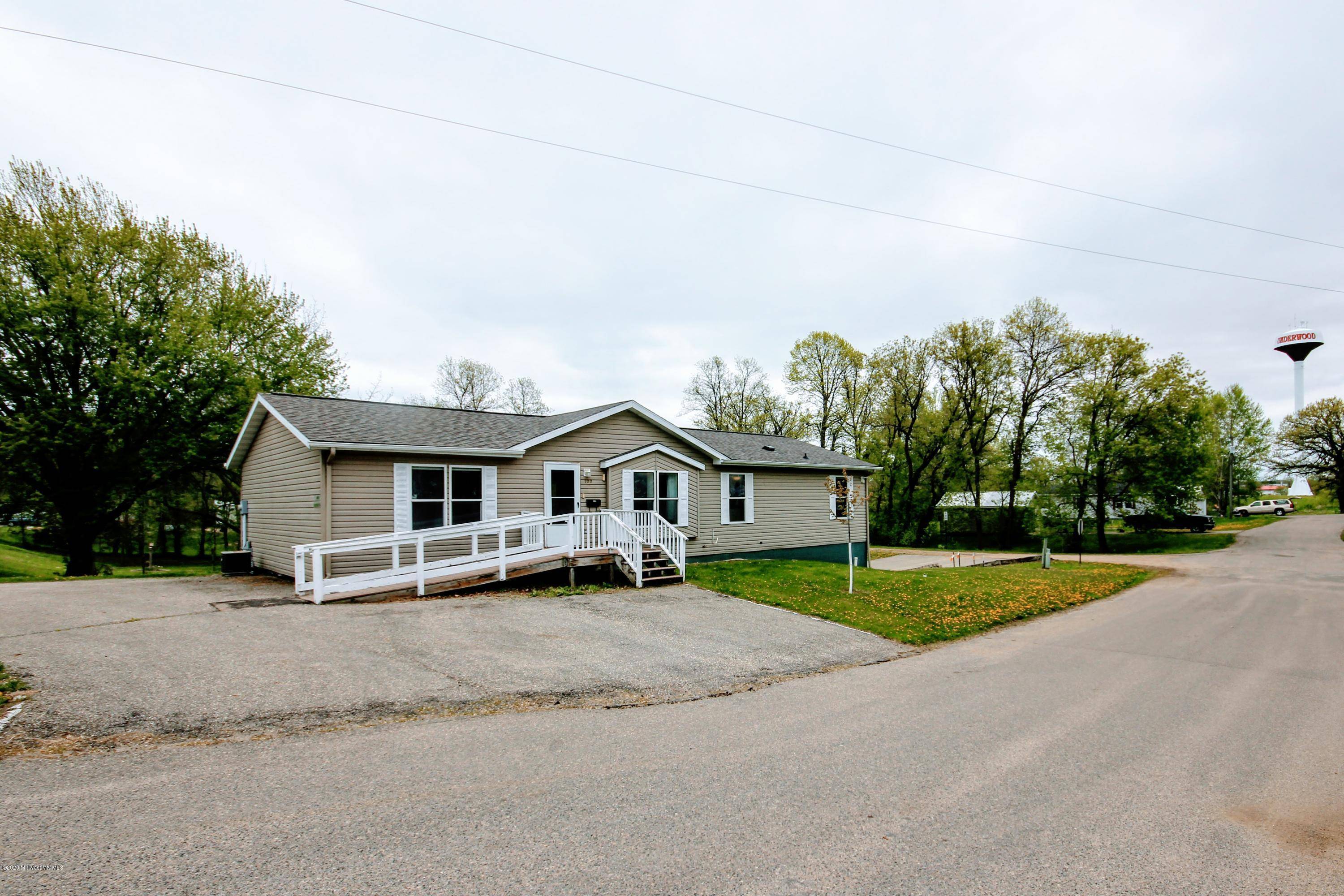 Underwood, MN 56586,100 N Lein ST