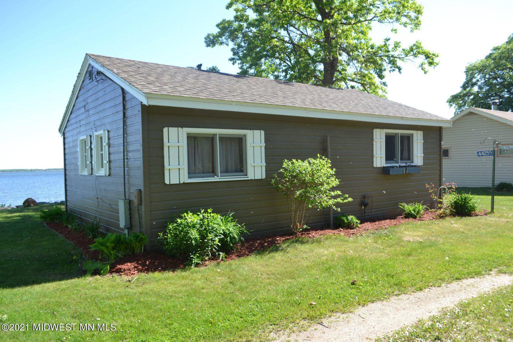 Ottertail, MN 56571,44255 Rush Lake View