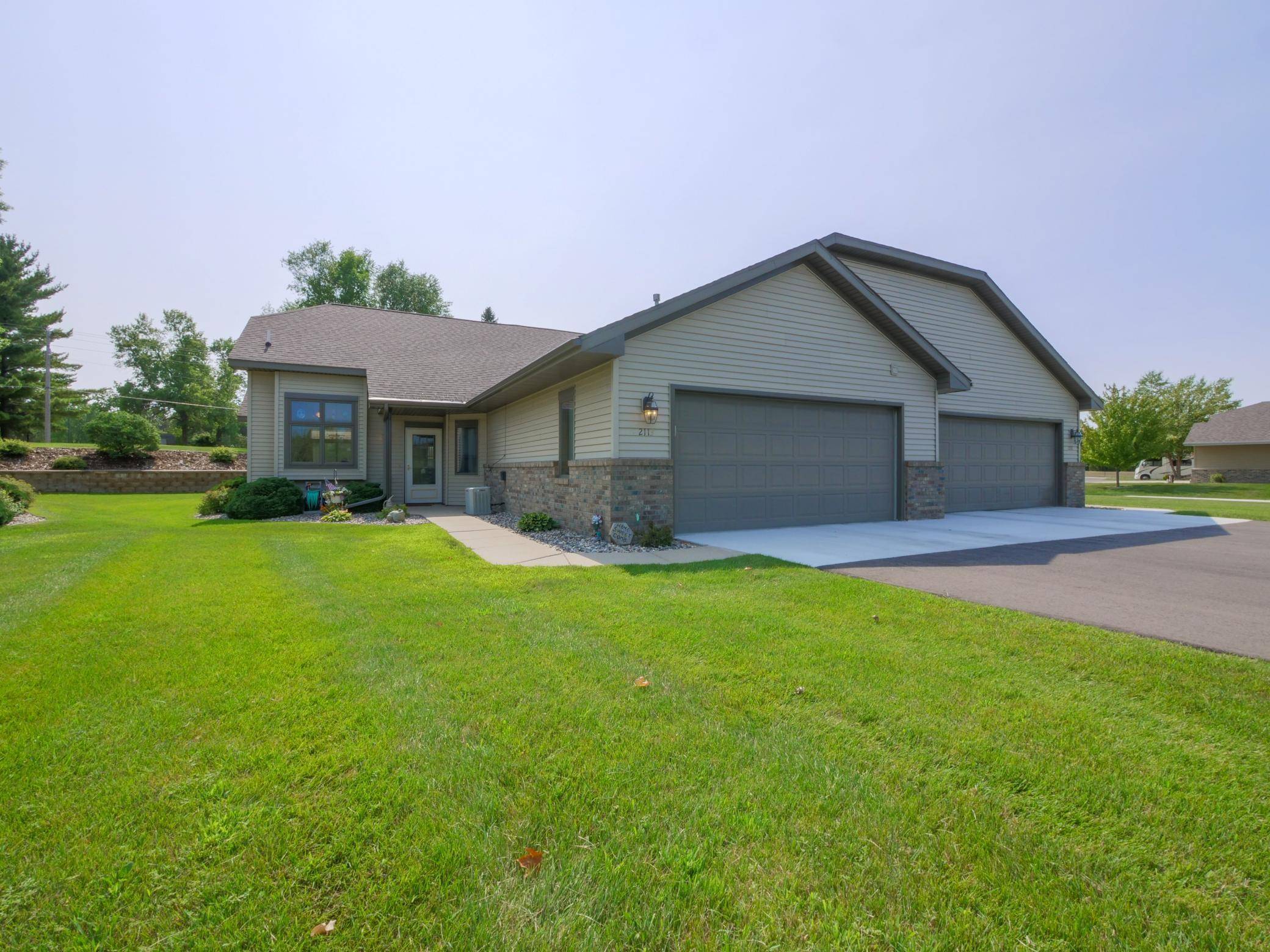 Alexandria Twp, MN 56308,2113 6th AVE E