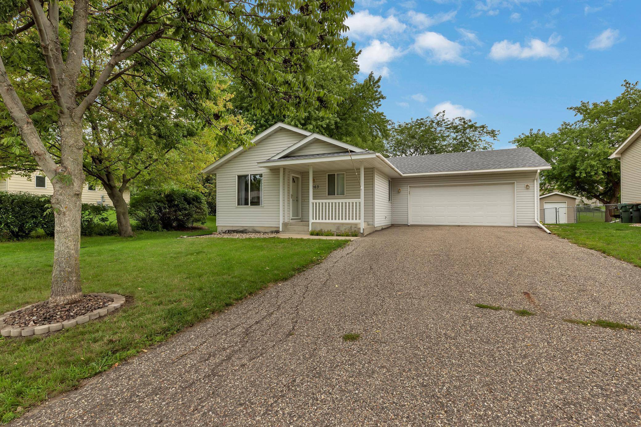 Hutchinson, MN 55350,1063 8th AVE NW