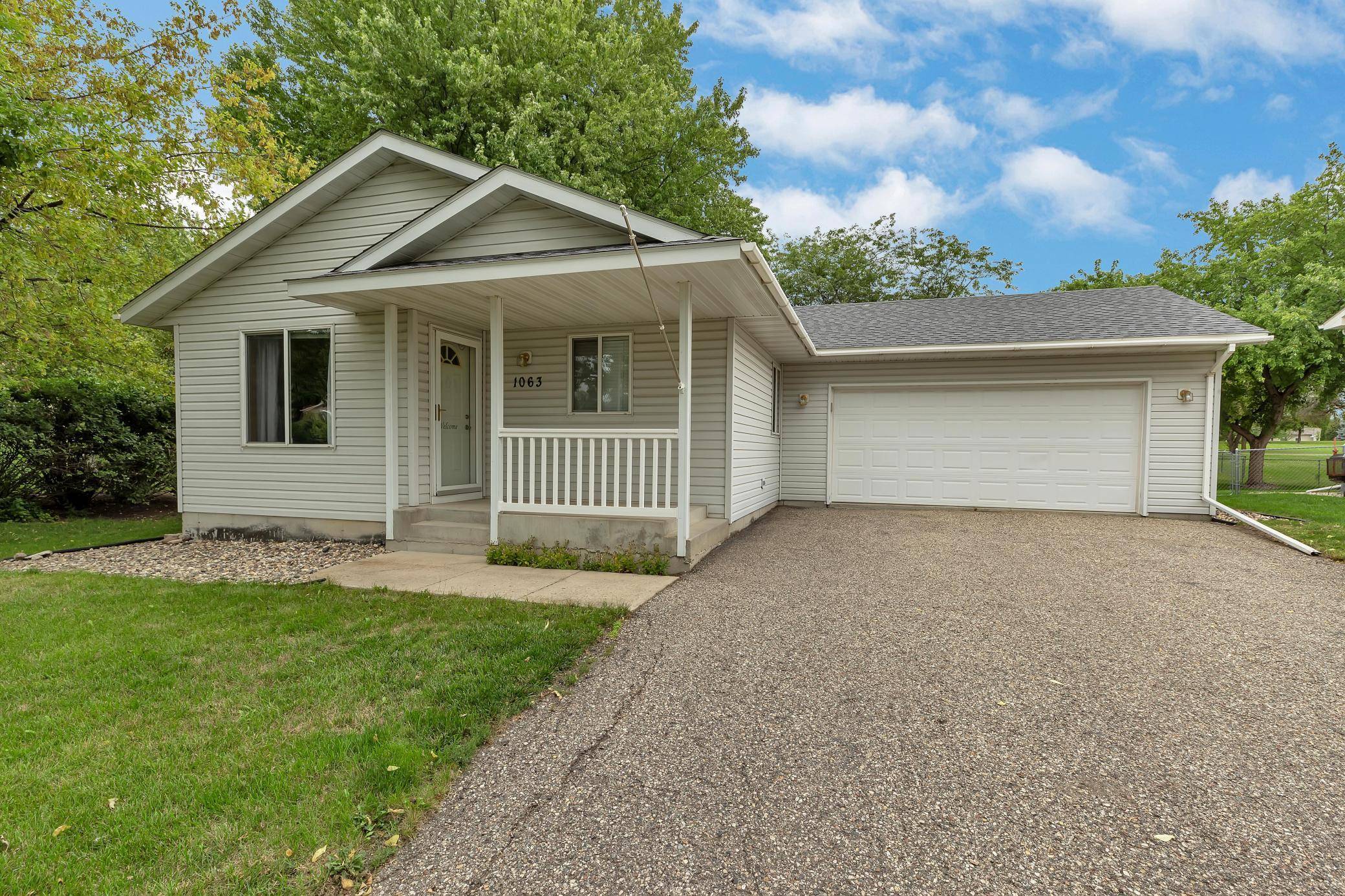 Hutchinson, MN 55350,1063 8th AVE NW