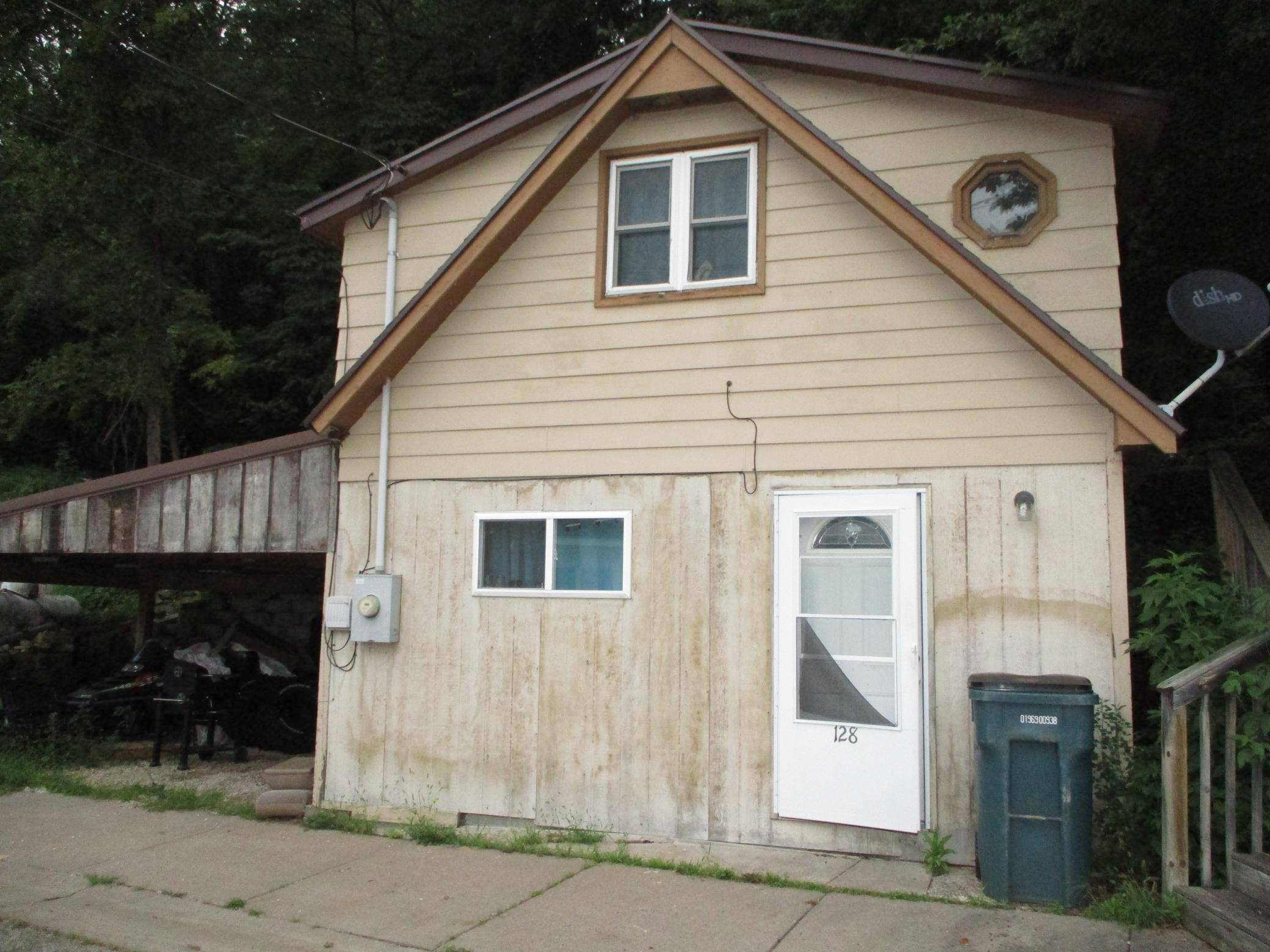 Fountain City, WI 54629,128 S Hill ST