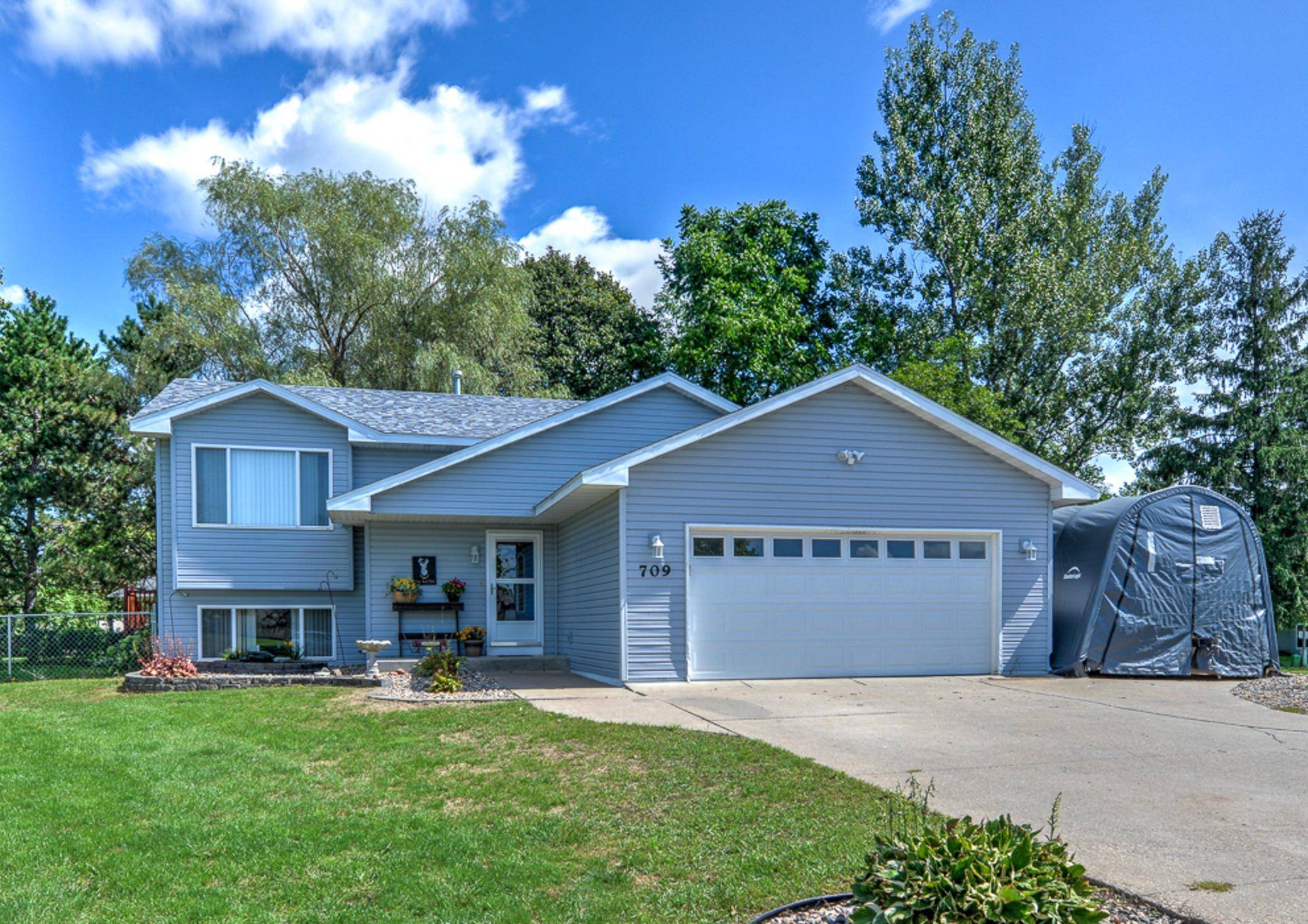 Woodville, WI 54028,709 Lilac DR