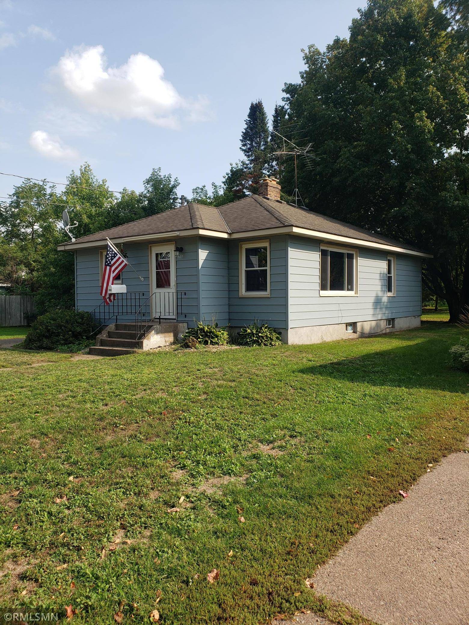 Pine City, MN 55063,810 2nd AVE SW