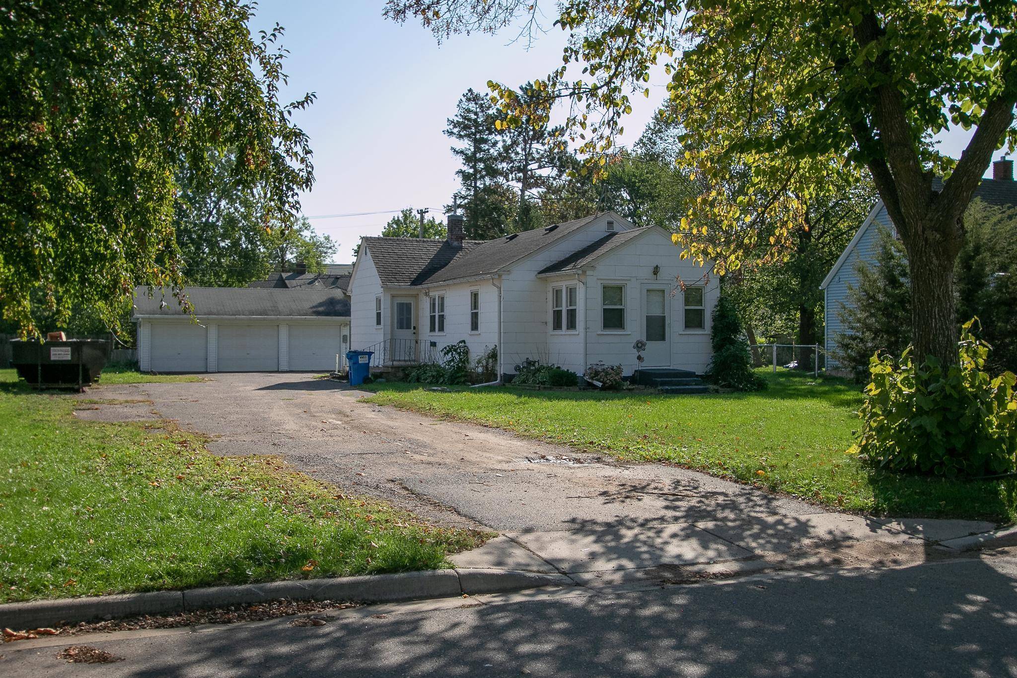 Mora, MN 55051,224 Wood ST S