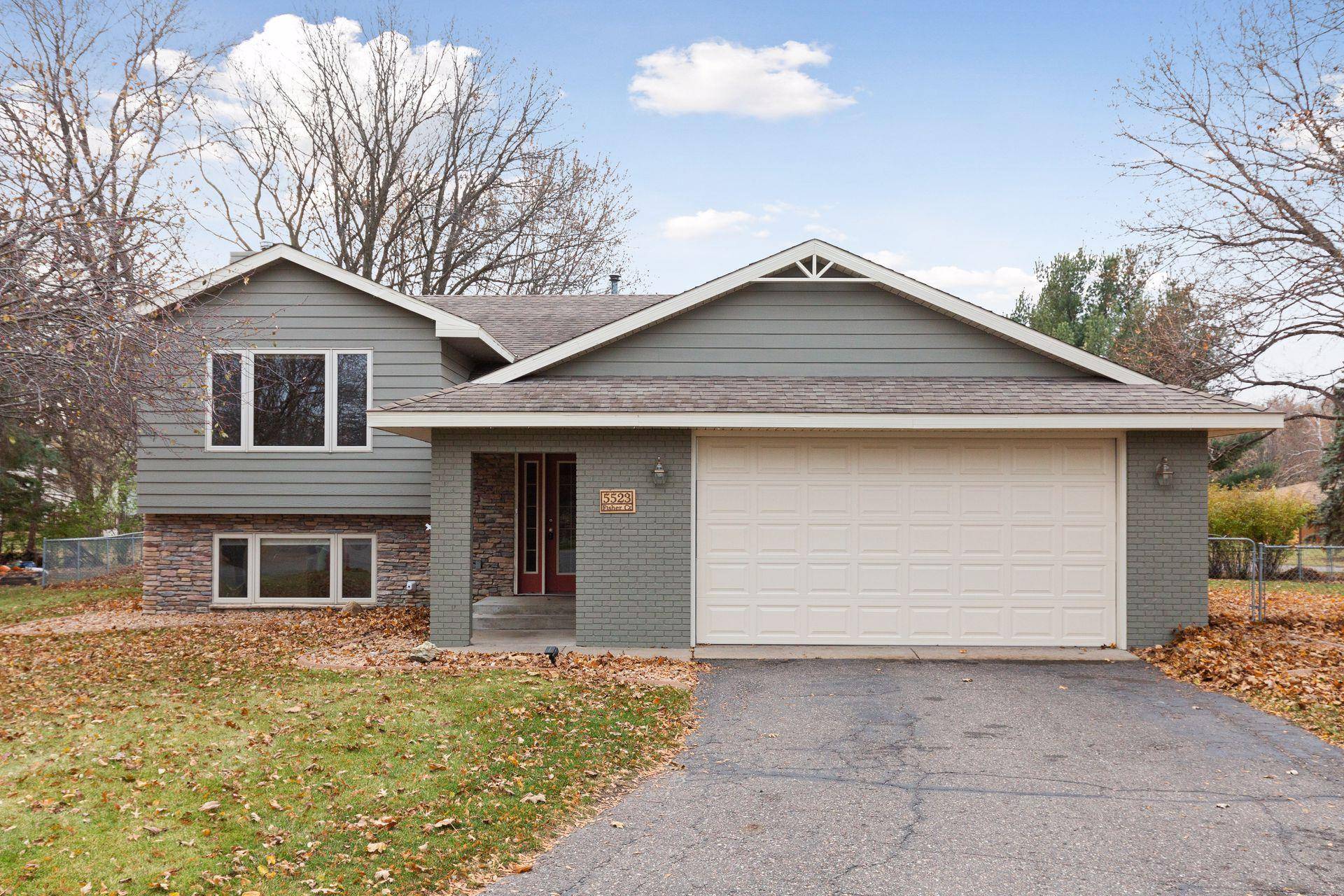 White Bear Twp, MN 55110,5523 Fisher CT