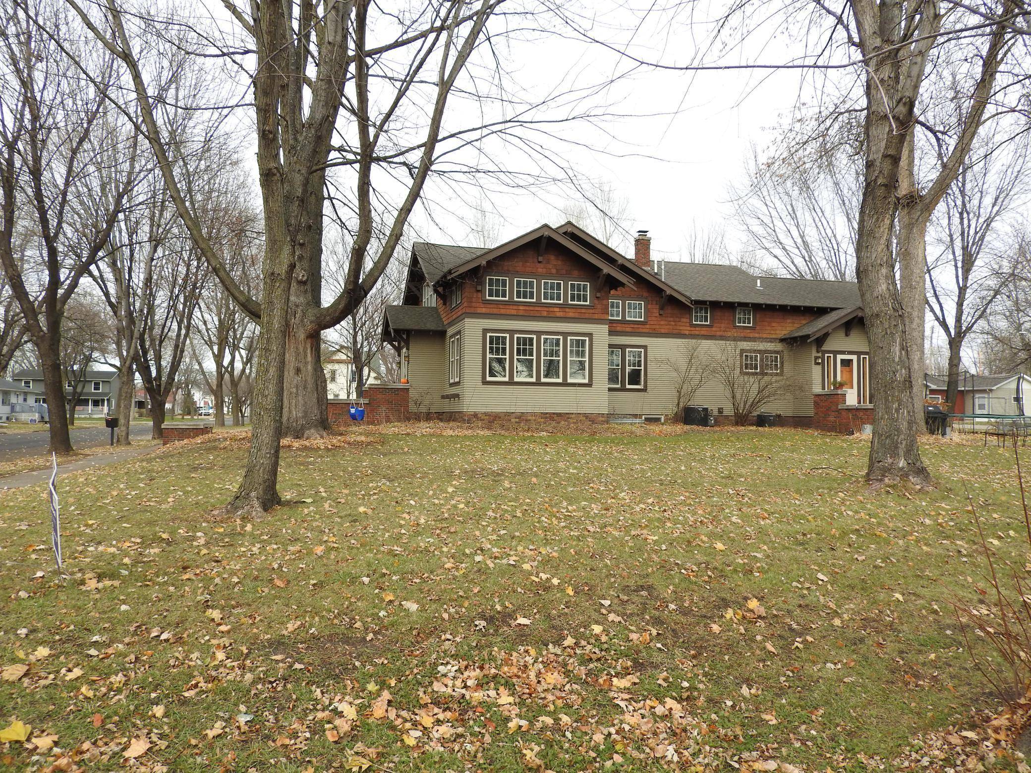 Winsted, MN 55395,341 2nd ST S