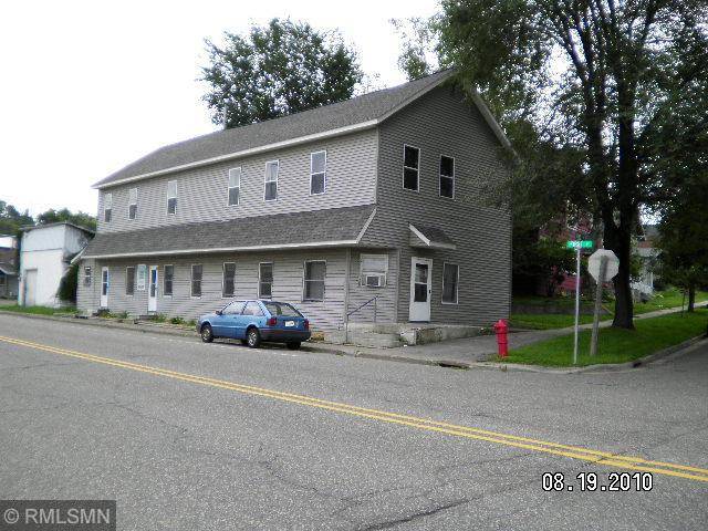 Glenwood City, WI 54013,104 Pine ST