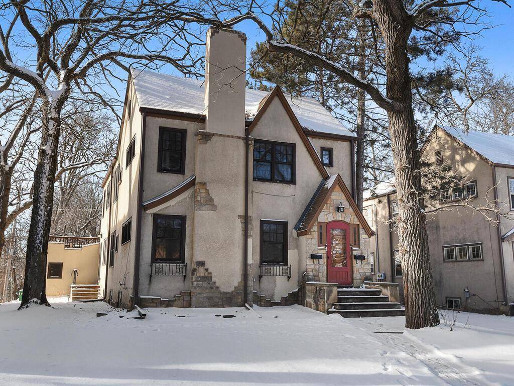 Edina, MN 55410,4808 France AVE S