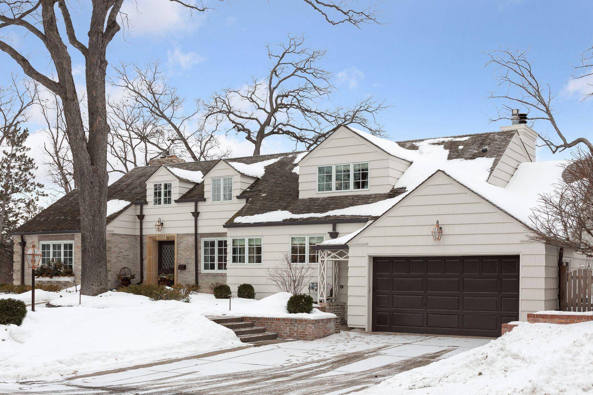 Edina, MN 55424,5133 Wooddale AVE