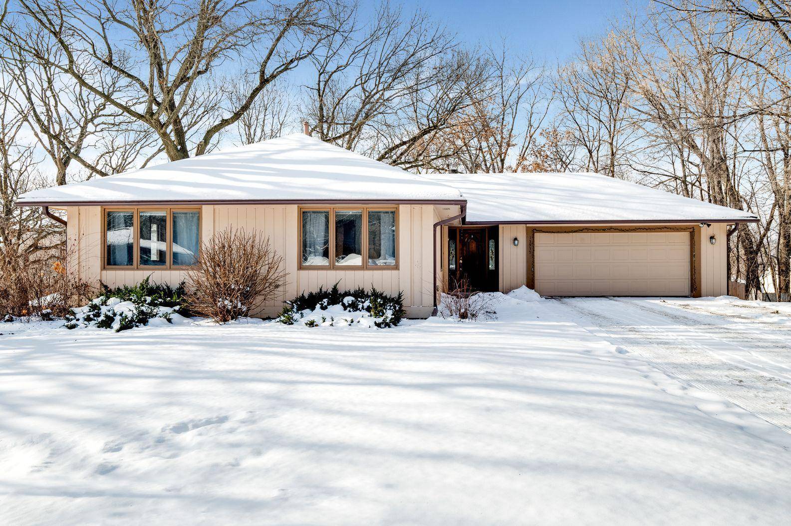 Apple Valley, MN 55124,13535 Holiday CT