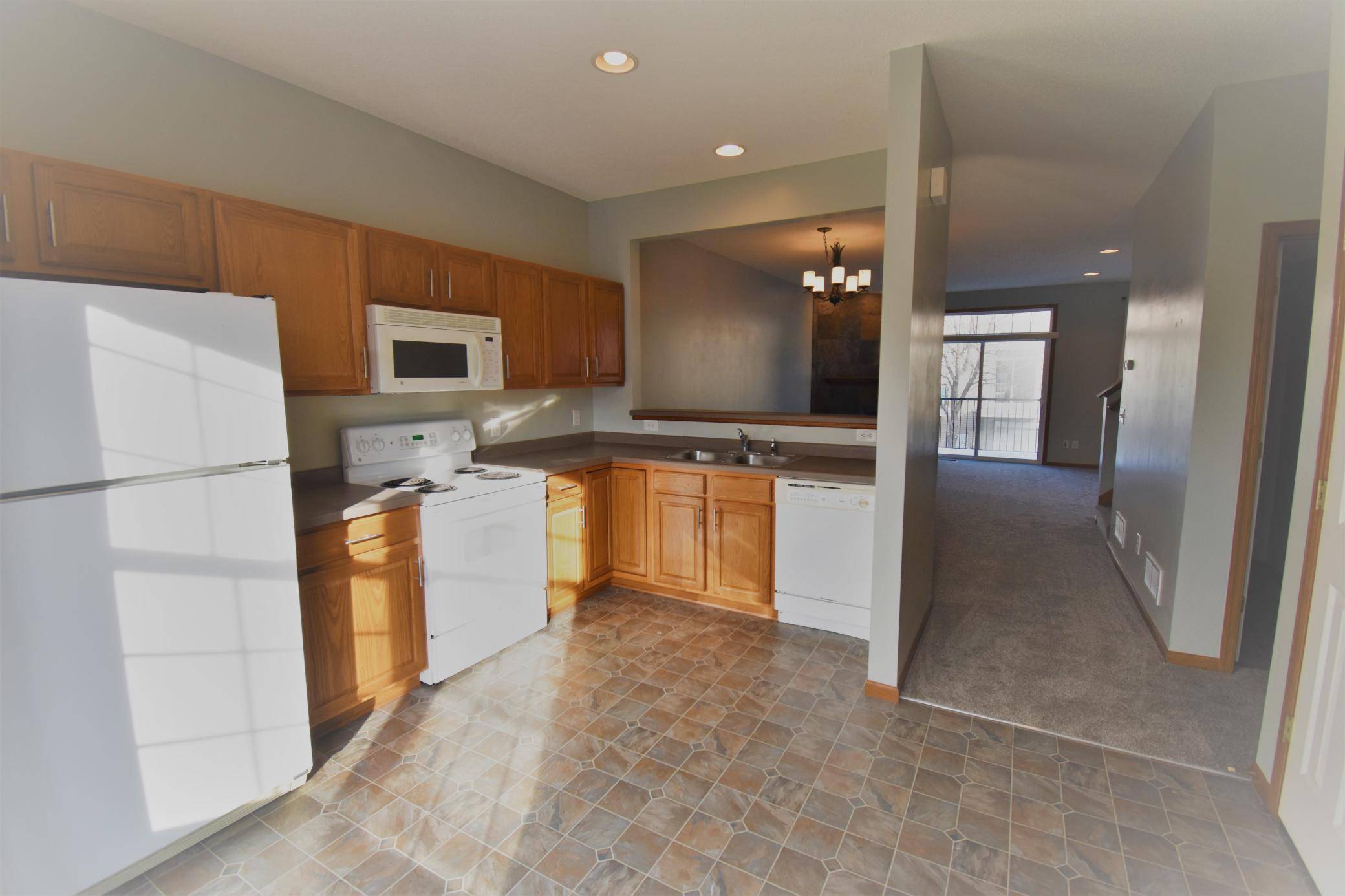 Circle Pines, MN 55014,810 Village Pkwy