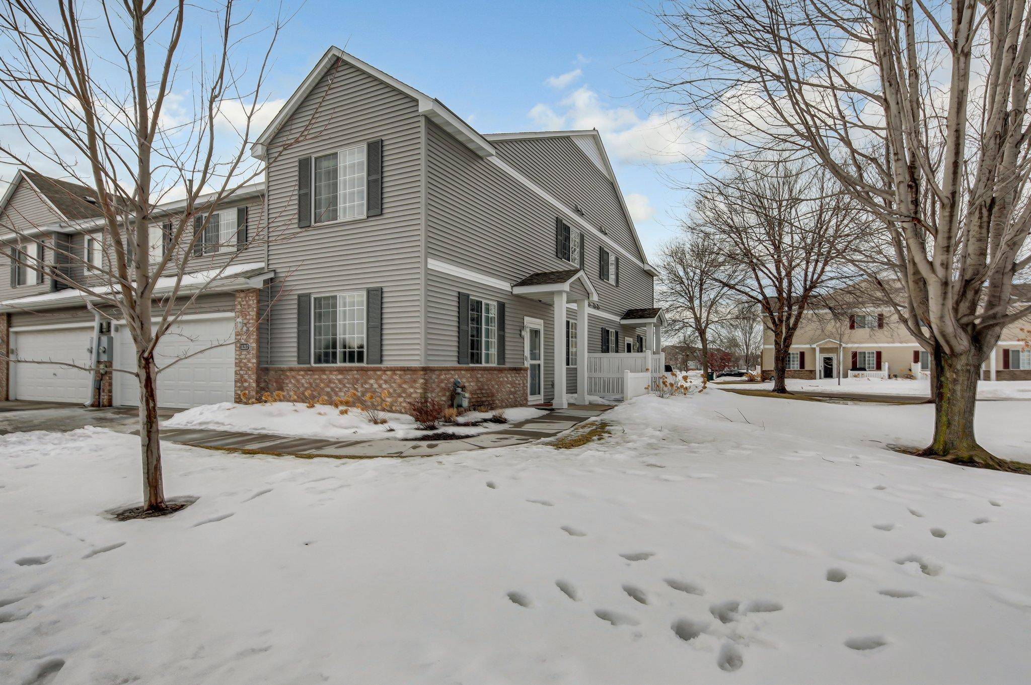 Blaine, MN 55449,11217 Isanti CT NE