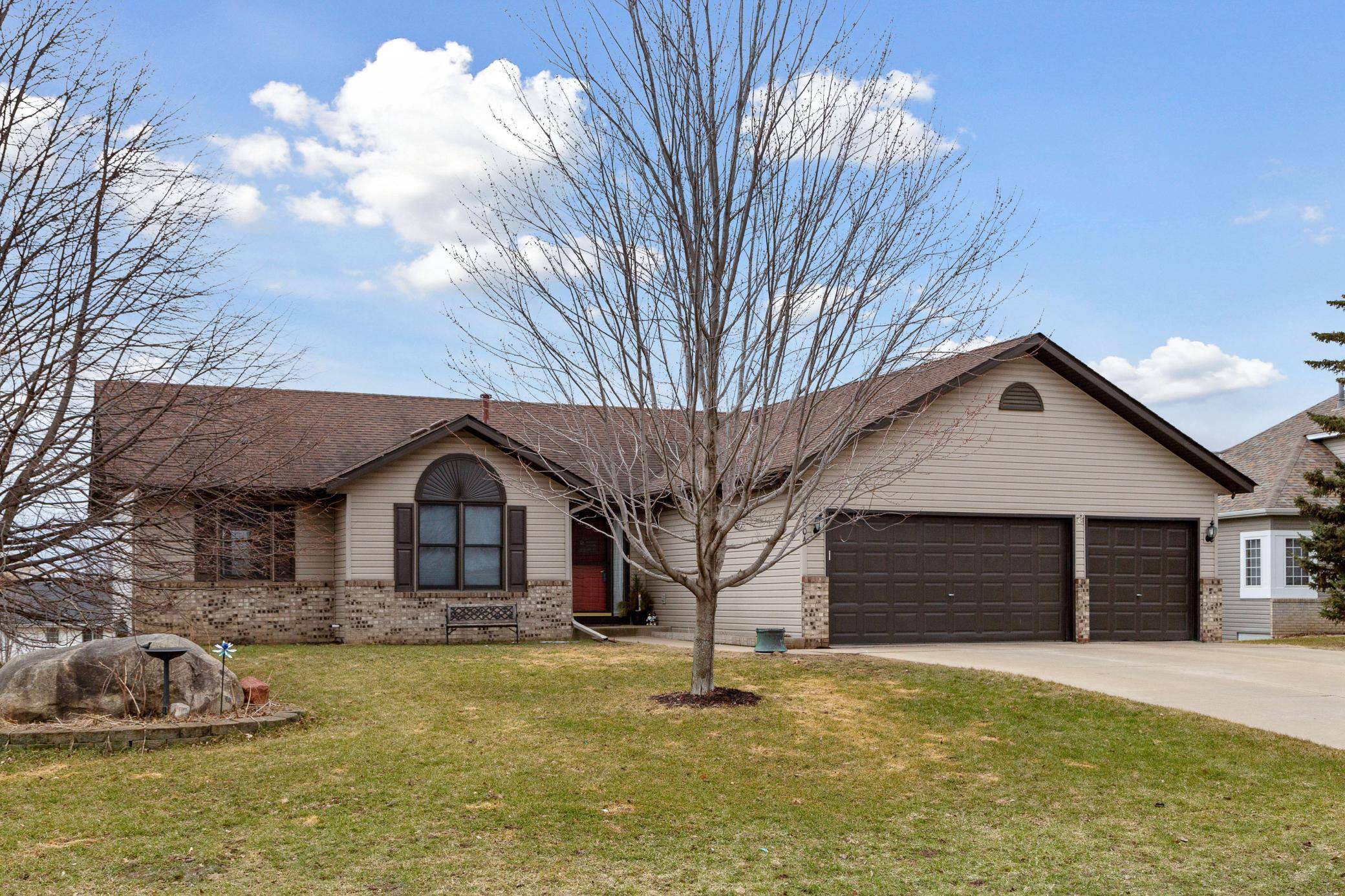 Lakeville, MN 55044,20604 Jasmine PATH