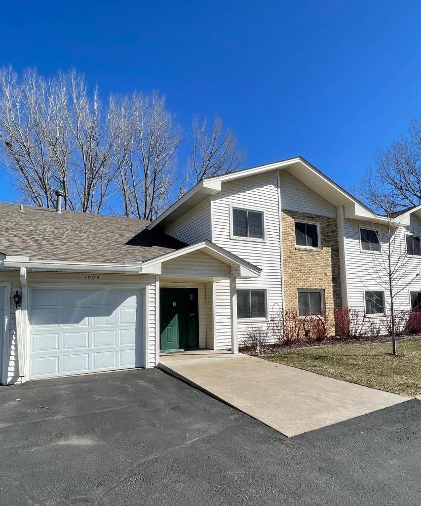 Inver Grove Heights, MN 55076,7954 Charles WAY