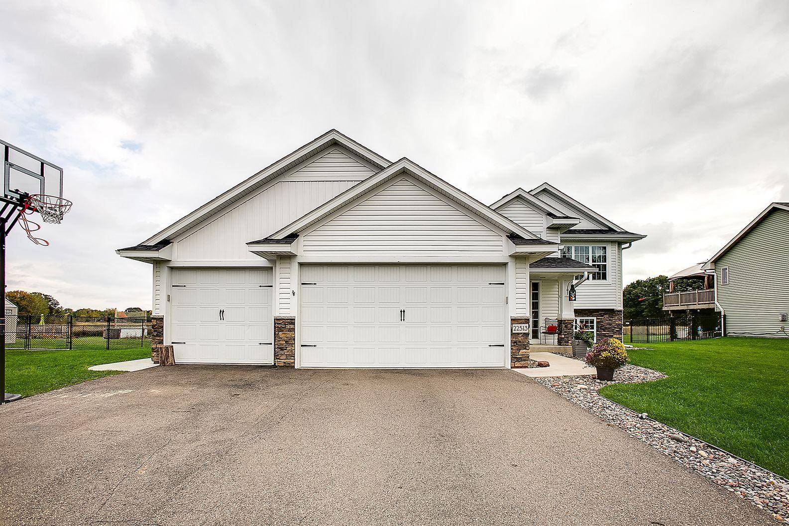 Oak Grove, MN 55005,22513 Zion Pkwy NW